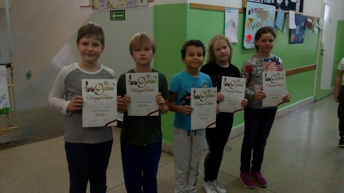 Wręczenie odznak i dyplomów „Wzorowego ucznia”