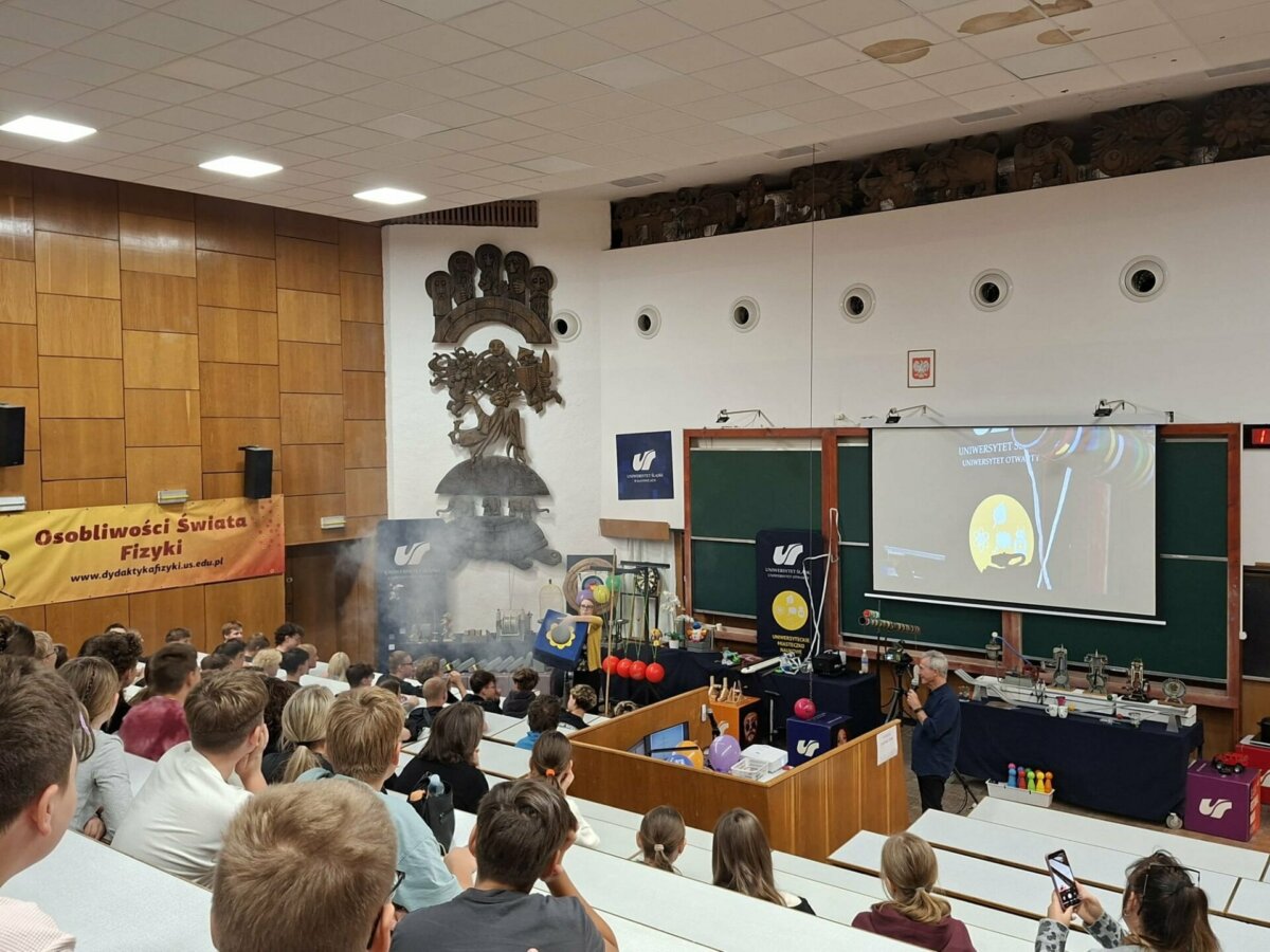 „Osobliwości Świata Fizyki”